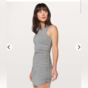 Lululemon cinch it dress size 4